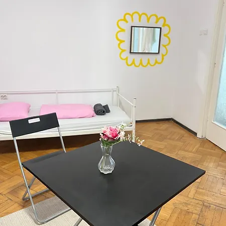 Апартаменты Group Old Town