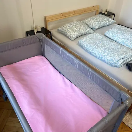 Group Old Town Boekarest