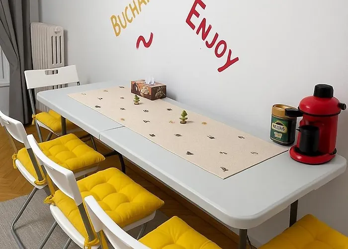 Group Old Town * Bukareszt